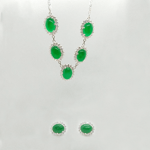 Princess Necklace Set in Cobochon Shaped Jade with Zirconia