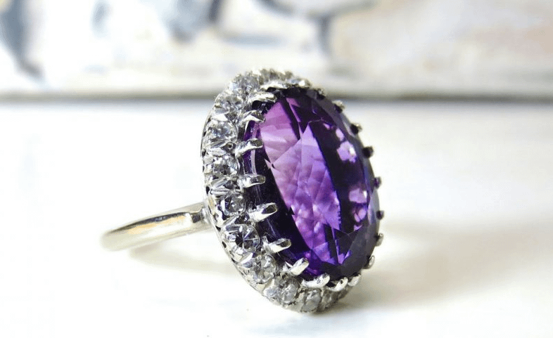 Read more about the article Amethyst: What this stone represents and how to use it on a daily basis